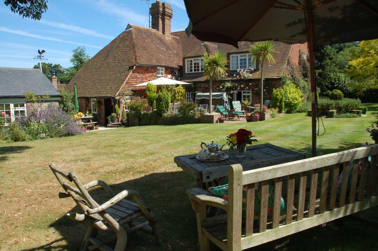 Clayton Wickham Farmhouse Hurstpierpoint Exterior foto