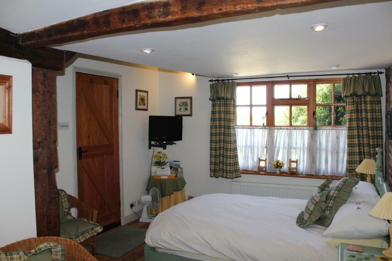 Clayton Wickham Farmhouse Hurstpierpoint Exterior foto