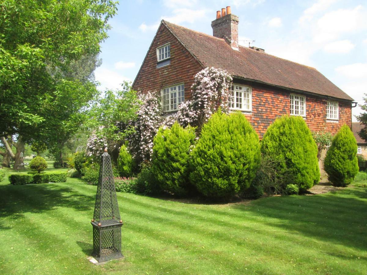 Clayton Wickham Farmhouse Hurstpierpoint Exterior foto